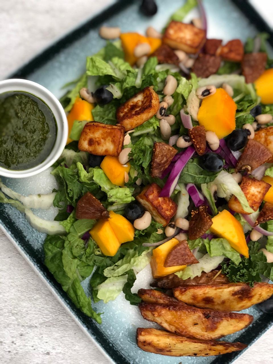 Vegeterian Cottage Cheese Salad with Pesto